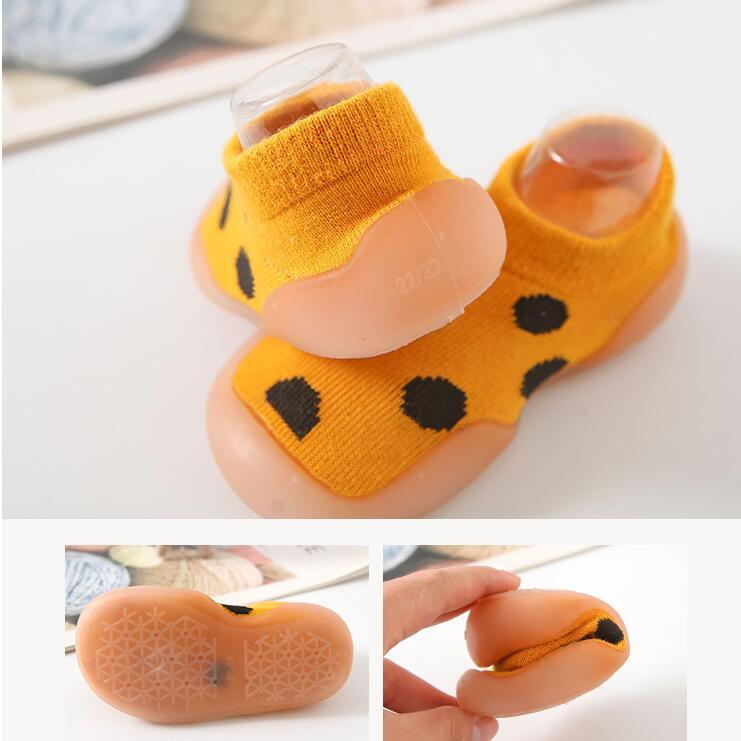 Round Dot Style Breathable Toddler Sock Shoes